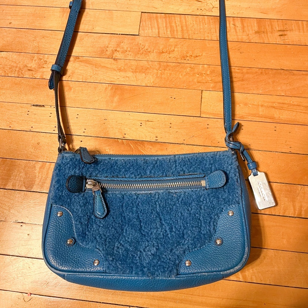Coach Small Rhyder Pochette Crossbody Bag Blue Shearling Leather Silver Hardware